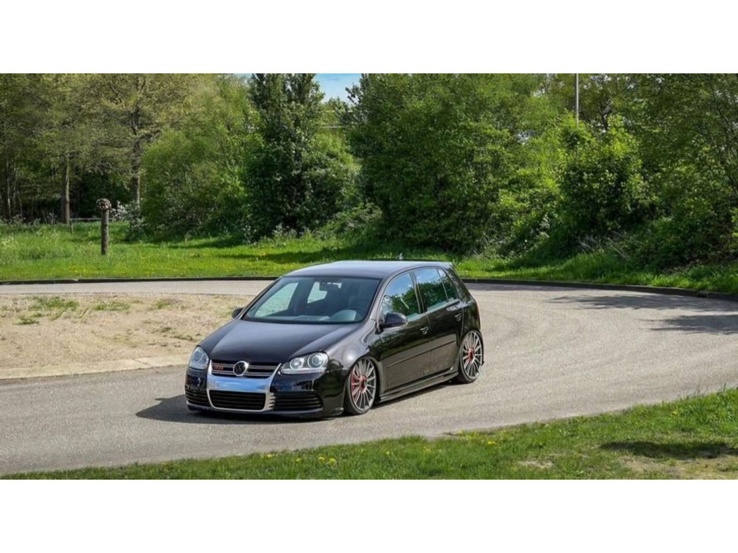 Volkswagen Golf 3.2 R32 V6 252PK DSG RNS / AirRide *NAP*