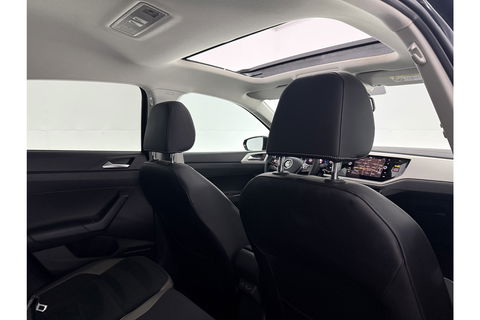 Volkswagen Polo 1.0 TSI R-line Pano LED Virtual Camera Carplay ACC Clima Navi PDC 17''LMV