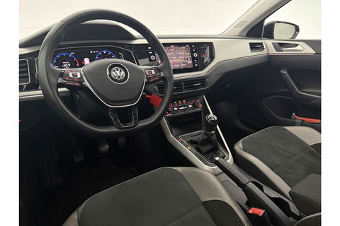 Volkswagen Polo 1.0 TSI R-line Pano LED Virtual Camera Carplay ACC Clima Navi PDC 17''LMV