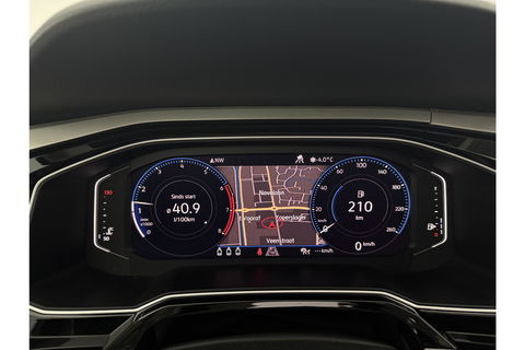 Volkswagen Polo 1.0 TSI R-line Pano LED Virtual Camera Carplay ACC Clima Navi PDC 17''LMV