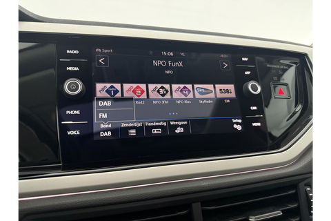 Volkswagen Polo 1.0 TSI R-line Pano LED Virtual Camera Carplay ACC Clima Navi PDC 17''LMV