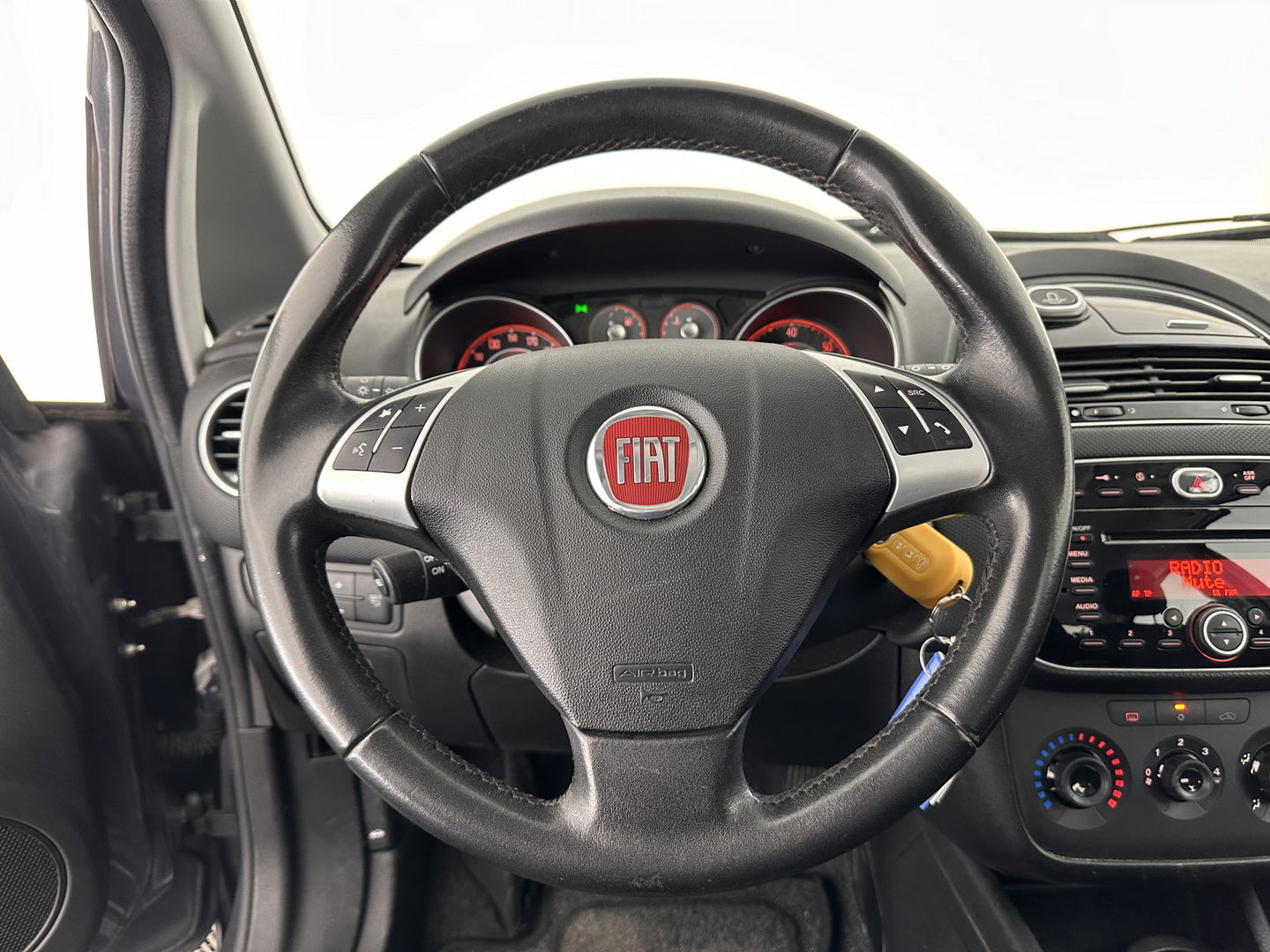 Fiat Punto Evo 1.3 M-Jet Street *AIRCO | CRUISE | PDC | COMFORT-SEATS | RADIO-CD | 16''ALU*