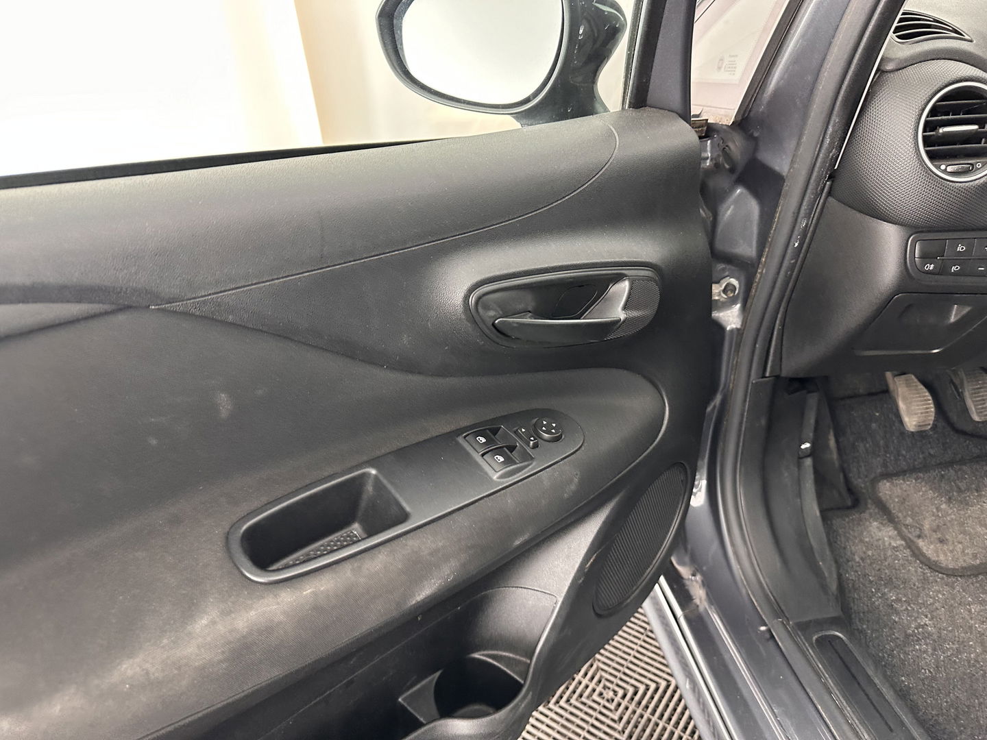 Fiat Punto Evo 1.3 M-Jet Street *AIRCO | CRUISE | PDC | COMFORT-SEATS | RADIO-CD | 16''ALU*