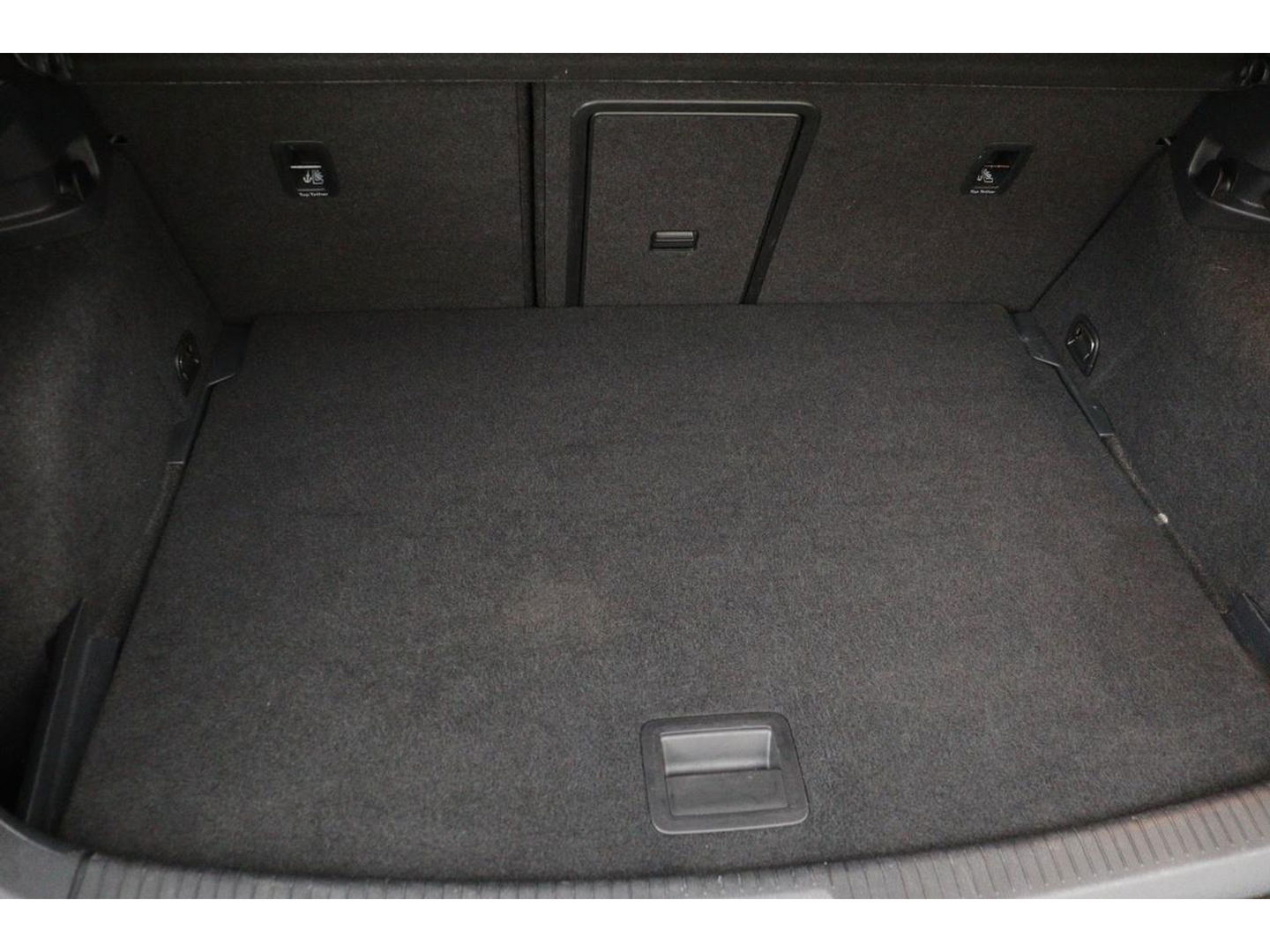 Volkswagen Golf 1.0 TSI Comfortline | Carplay | Navigatie | Adaptive cruise | Climate control | PDC | Bluetooth | Comfortstoelen | LED