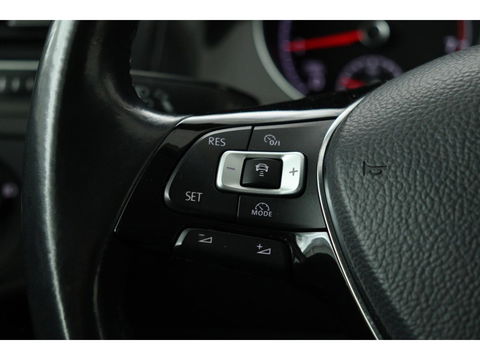 Volkswagen Golf 1.0 TSI Comfortline | Carplay | Navigatie | Adaptive cruise | Climate control | PDC | Bluetooth | Comfortstoelen | LED