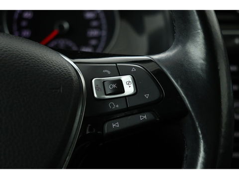 Volkswagen Golf 1.0 TSI Comfortline | Carplay | Navigatie | Adaptive cruise | Climate control | PDC | Bluetooth | Comfortstoelen | LED