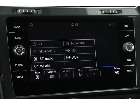Volkswagen Golf 1.0 TSI Comfortline | Carplay | Navigatie | Adaptive cruise | Climate control | PDC | Bluetooth | Comfortstoelen | LED