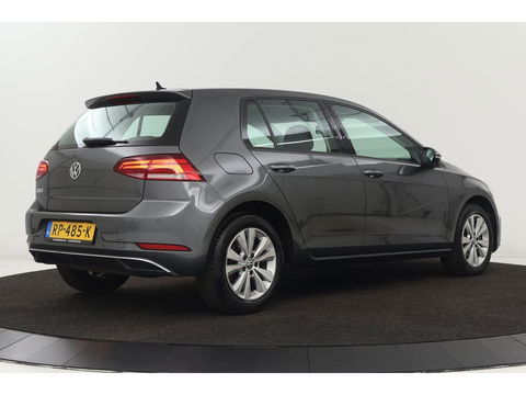 Volkswagen Golf 1.0 TSI Comfortline | Carplay | Navigatie | Adaptive cruise | Climate control | PDC | Bluetooth | Comfortstoelen | LED