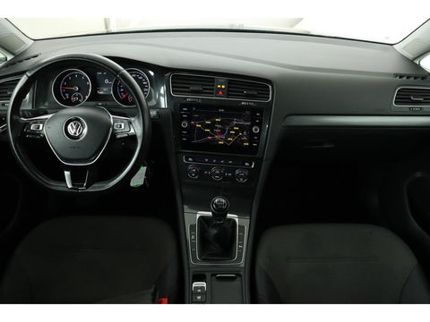 Volkswagen Golf 1.0 TSI Comfortline | Carplay | Navigatie | Adaptive cruise | Climate control | PDC | Bluetooth | Comfortstoelen | LED