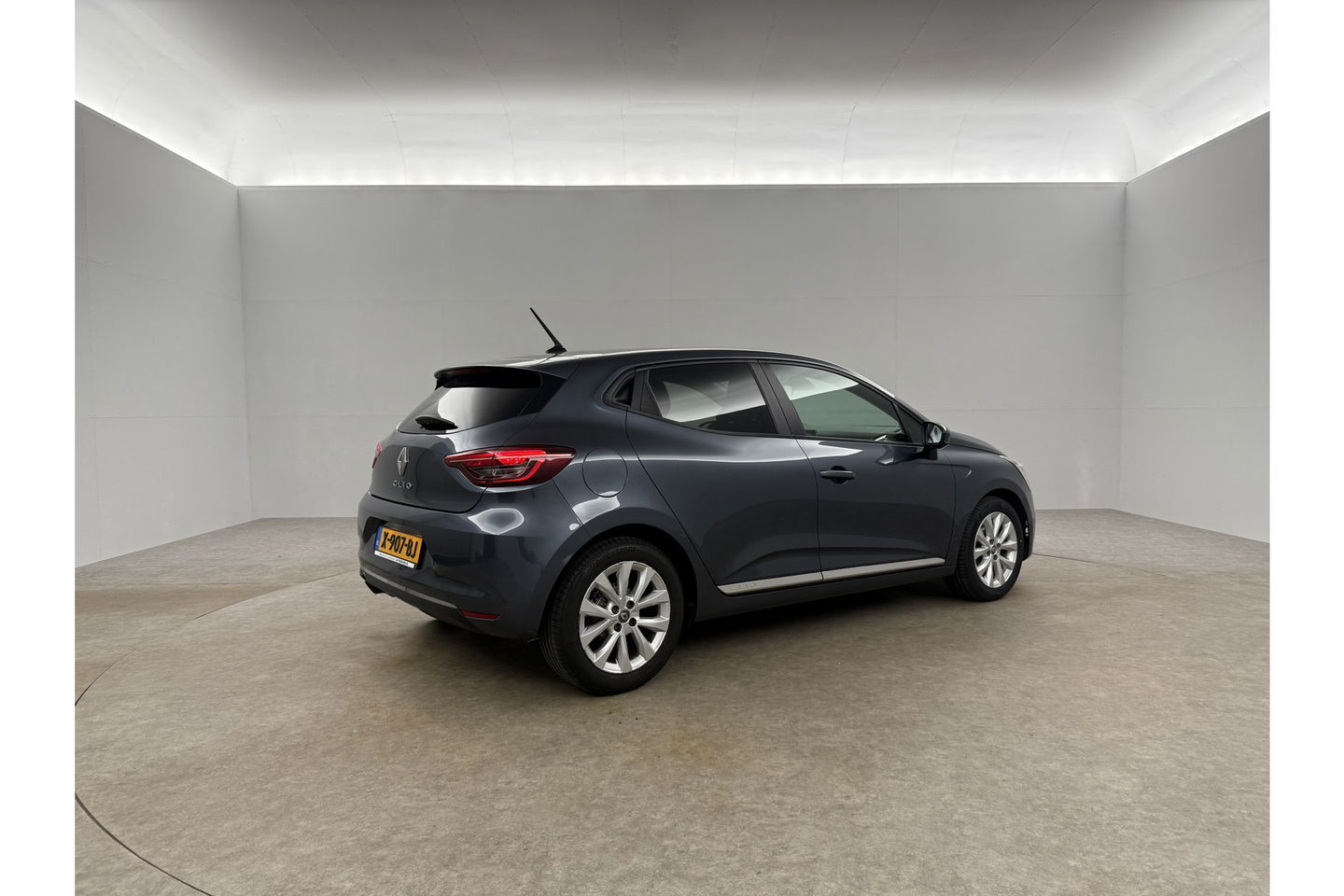 Renault Clio 1.0 TCE Intens Clima Carplay LED Cruise Navi PDC 16''LMV
