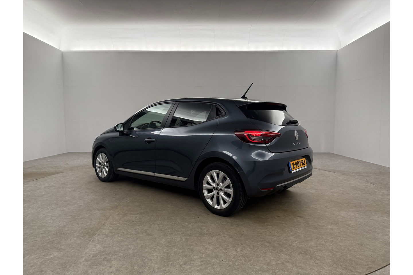 Renault Clio 1.0 TCE Intens Clima Carplay LED Cruise Navi PDC 16''LMV