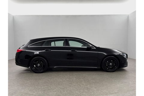 Mercedes-Benz CLA-Klasse 180 AMG Camera LED Virtual Trekhaak Clima Cruise Navigatie PDC 18"LMV