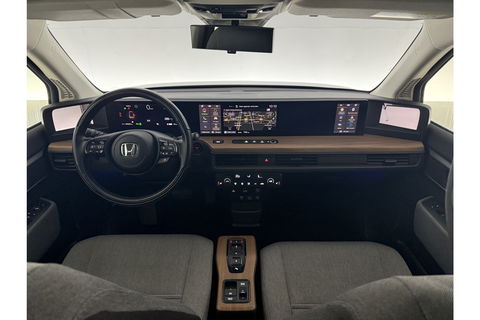Honda Honda-E Advance 154PK Elektrisch LED Widescreen Zijcamera Spiegel Pano-view 360Camera Cruise Carplay Clima 17"LMV Navi PDC
