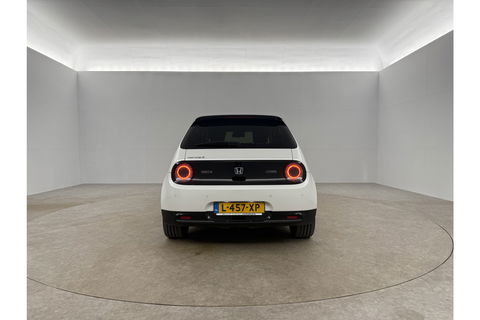 Honda Honda-E Advance 154PK Elektrisch LED Widescreen Zijcamera Spiegel Pano-view 360Camera Cruise Carplay Clima 17"LMV Navi PDC