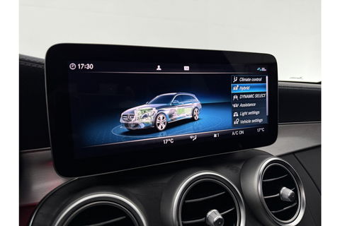 Mercedes-Benz C-Klasse C300e AMG 211PK Pano 360Camera Trekhaak Sfeerverl. Carplay Clima LED Navi Stoelverwarming
