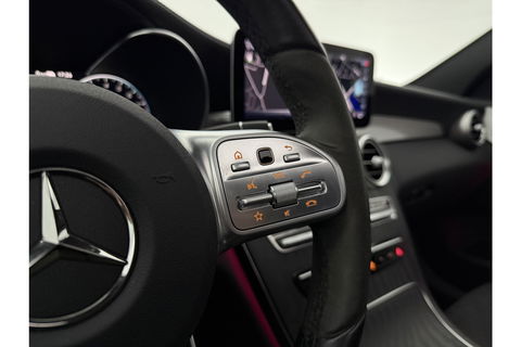 Mercedes-Benz C-Klasse C300e AMG 211PK Pano 360Camera Trekhaak Sfeerverl. Carplay Clima LED Navi Stoelverwarming