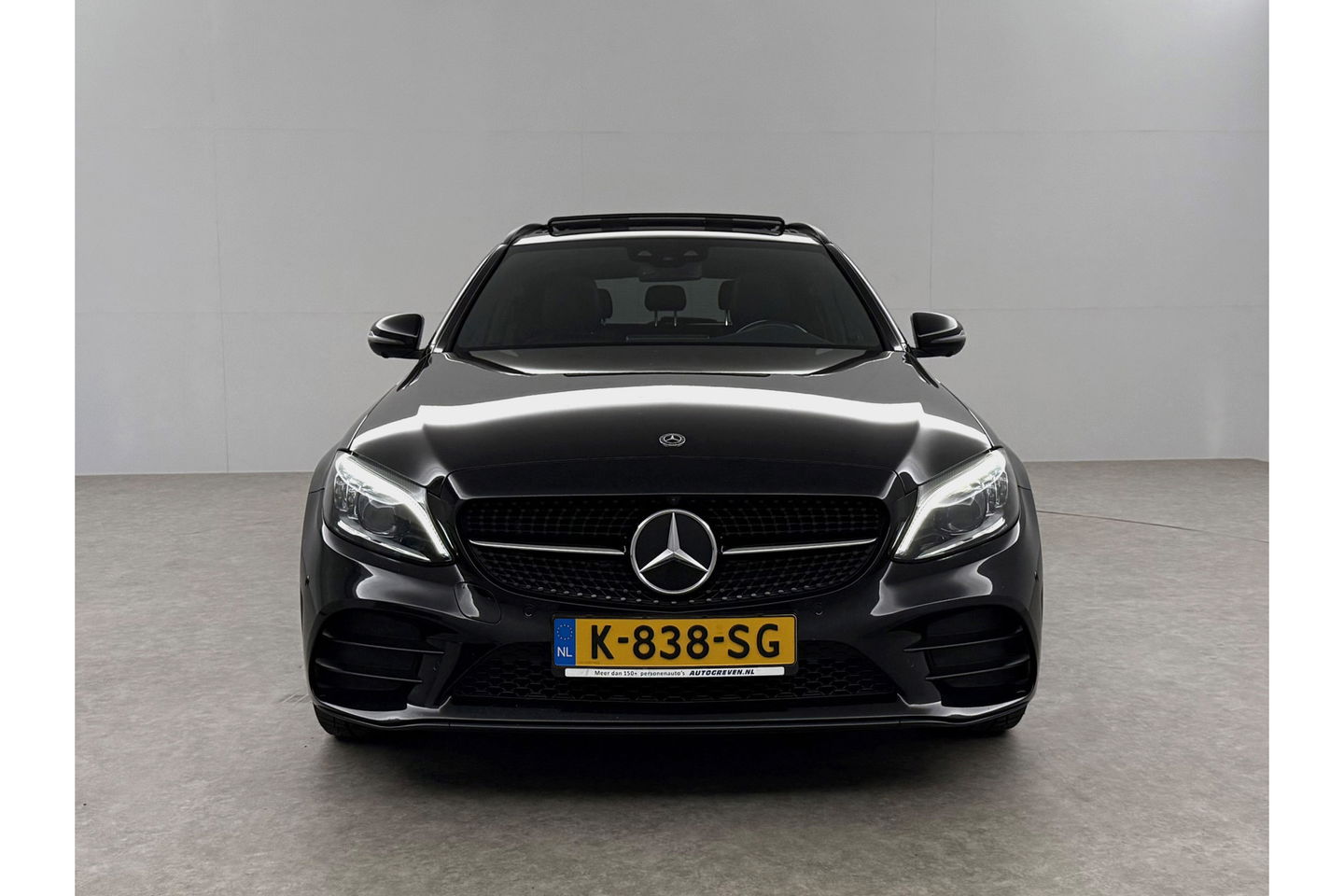 Mercedes-Benz C-Klasse C300e AMG 211PK Pano 360Camera Trekhaak Sfeerverl. Carplay Clima LED Navi Stoelverwarming