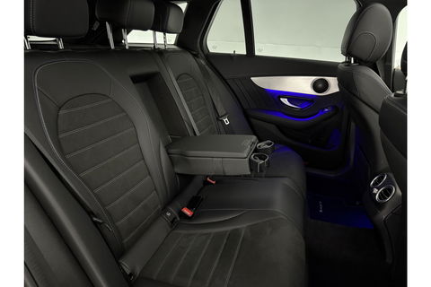 Mercedes-Benz C-Klasse C300e AMG 211PK Pano 360Camera Trekhaak Sfeerverl. Carplay Clima LED Navi Stoelverwarming