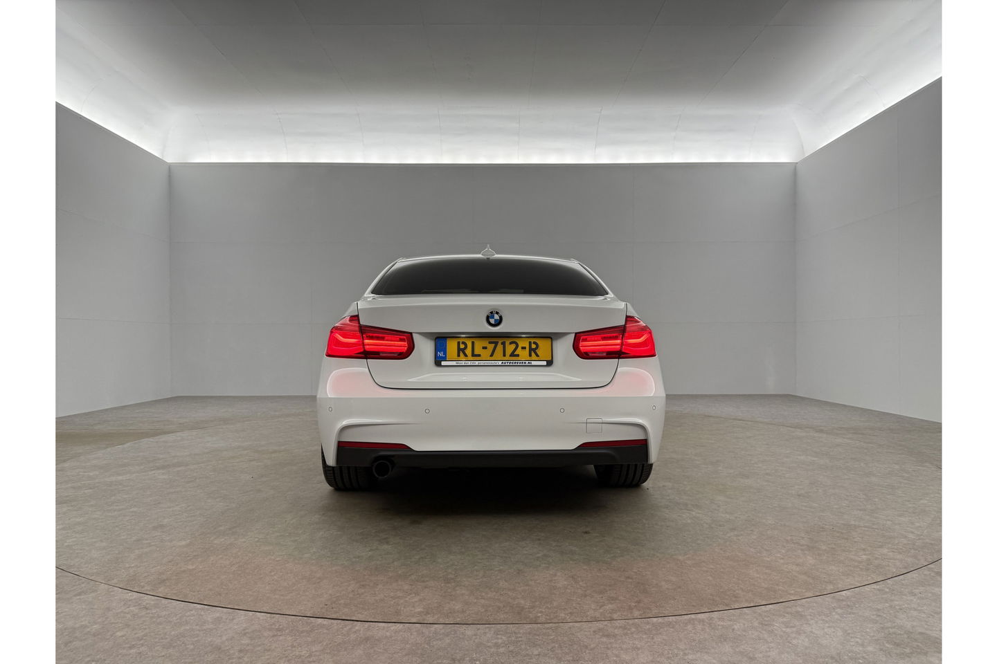 BMW 3 Serie 318i Executive Sfeer LED Clima Cruise Navi PDC 18''LMV