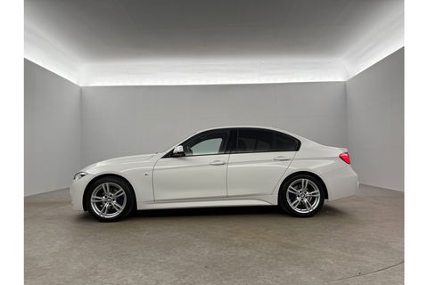 BMW 3 Serie 318i Executive Sfeer LED Clima Cruise Navi PDC 18''LMV