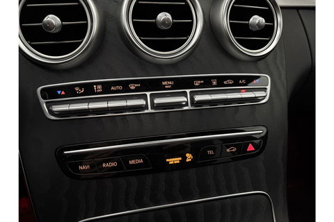 Mercedes-Benz C-Klasse C300e AMG 211PK Pano 360Camera Trekhaak Sfeerverl. Carplay Clima LED Navi Stoelverwarming
