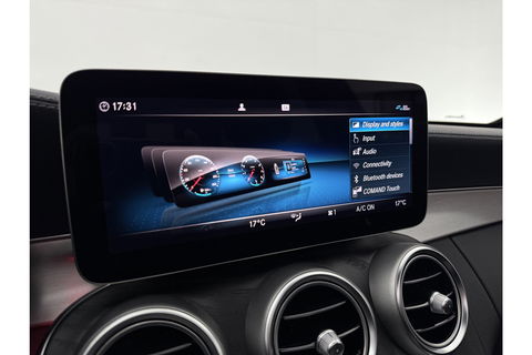 Mercedes-Benz C-Klasse C300e AMG 211PK Pano 360Camera Trekhaak Sfeerverl. Carplay Clima LED Navi Stoelverwarming