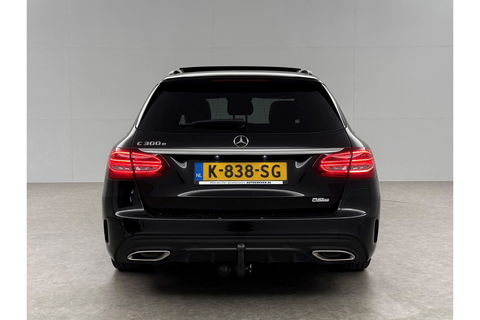 Mercedes-Benz C-Klasse C300e AMG 211PK Pano 360Camera Trekhaak Sfeerverl. Carplay Clima LED Navi Stoelverwarming