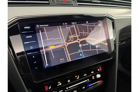 Volkswagen Passat 1.5 TSI 150PK R-Line DSG Pano Virtual Trekhaak LED ACC Camera Clima Carplay Leder Navi 18"LMV PDC