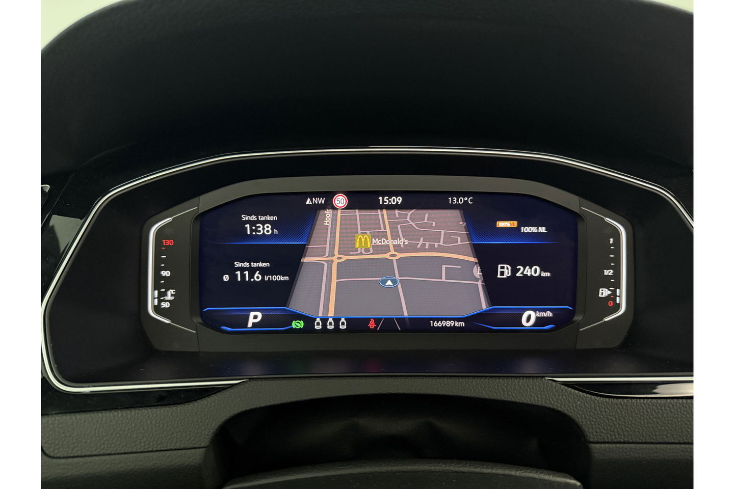 Volkswagen Passat 1.5 TSI 150PK R-Line DSG Pano Virtual Trekhaak LED ACC Camera Clima Carplay Leder Navi 18"LMV PDC