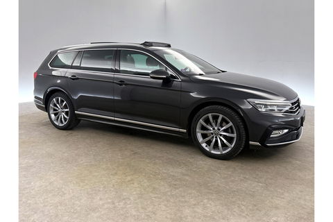 Volkswagen Passat 1.5 TSI 150PK R-Line DSG Pano Virtual Trekhaak LED ACC Camera Clima Carplay Leder Navi 18"LMV PDC