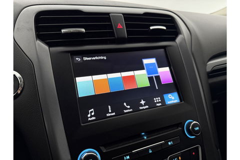 Ford Mondeo 1.5 ST-Line 161PK LED Sfeerverl. Trekhaak Clima Cruise Navigatie PDC 18"LMV
