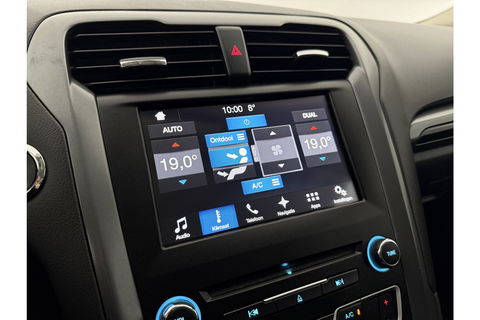 Ford Mondeo 1.5 ST-Line 161PK LED Sfeerverl. Trekhaak Clima Cruise Navigatie PDC 18"LMV
