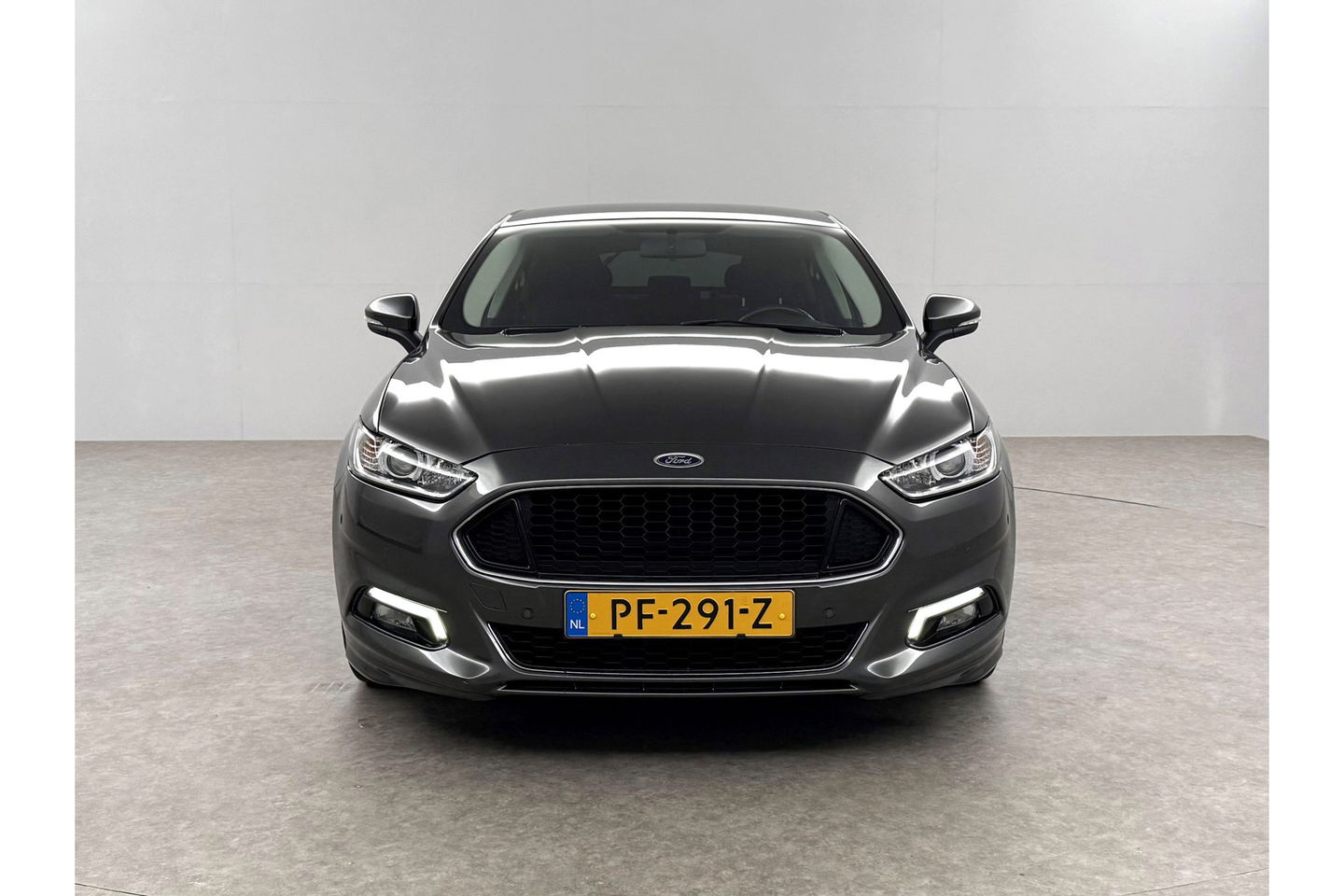 Ford Mondeo 1.5 ST-Line 161PK LED Sfeerverl. Trekhaak Clima Cruise Navigatie PDC 18"LMV