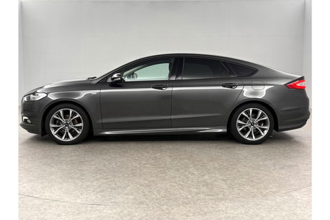 Ford Mondeo 1.5 ST-Line 161PK LED Sfeerverl. Trekhaak Clima Cruise Navigatie PDC 18"LMV