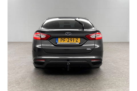 Ford Mondeo 1.5 ST-Line 161PK LED Sfeerverl. Trekhaak Clima Cruise Navigatie PDC 18"LMV