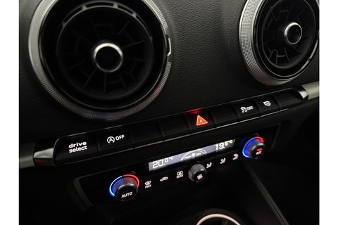 Audi A3 1.0 TFSI S-line LED Cruise Clima Navigatie Parkeersensoren 18''LMV