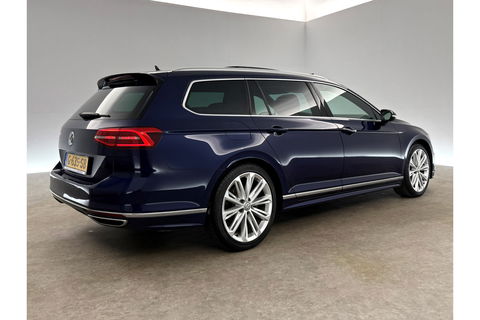 Volkswagen Passat 1.5 TSI 150PK R-line DSG Pano LED ACC Virtual Carplay Trekhaak Camera Navi Clima PDC Leder 19"LMV