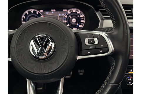 Volkswagen Passat 1.5 TSI 150PK R-line DSG Pano LED ACC Virtual Carplay Trekhaak Camera Navi Clima PDC Leder 19"LMV