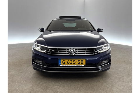 Volkswagen Passat 1.5 TSI 150PK R-line DSG Pano LED ACC Virtual Carplay Trekhaak Camera Navi Clima PDC Leder 19"LMV