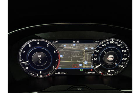 Volkswagen Passat 1.5 TSI 150PK R-line DSG Pano LED ACC Virtual Carplay Trekhaak Camera Navi Clima PDC Leder 19"LMV