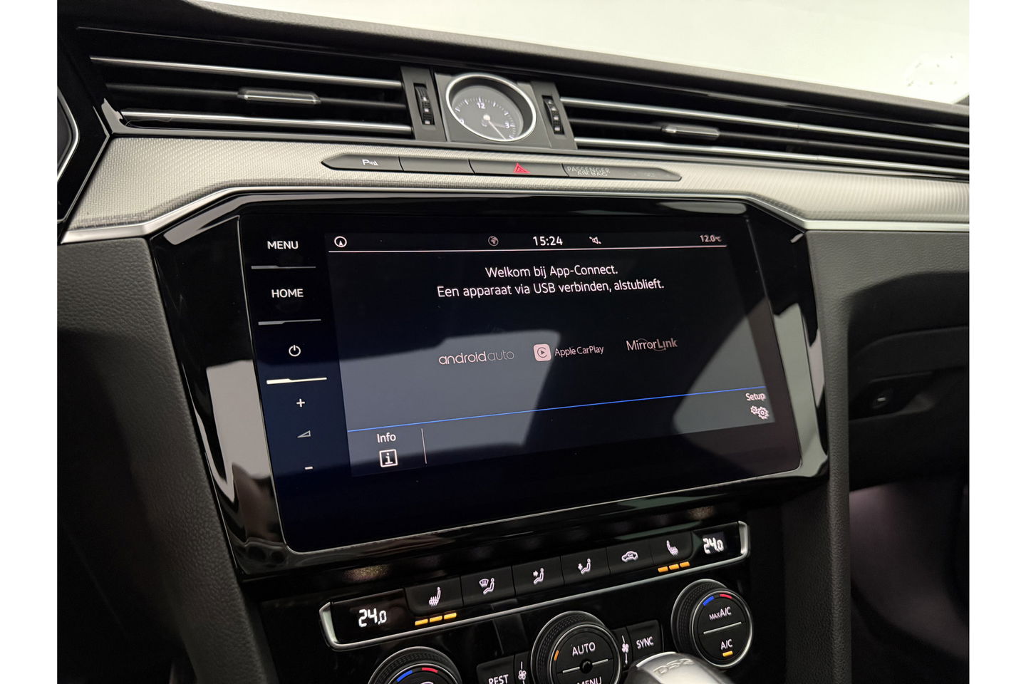 Volkswagen Passat 1.5 TSI 150PK R-line DSG Pano LED ACC Virtual Carplay Trekhaak Camera Navi Clima PDC Leder 19"LMV