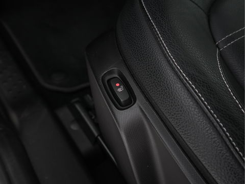 Smart Fortwo EQ Comfort PLUS 18 kWh [ 3-Fase ] Aut. *PANO | FULL-LED | FULL-LEATHER | NAVI-FULLMAP | CAMERA | BRABUS-WHEELS | AMBIENT-LIGHT | AIRCO | PDC | CRUISE | DAB | CARPLAY | COMFORT-SEATS | 16''ALU*