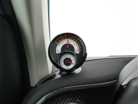 Smart Fortwo EQ Comfort PLUS 18 kWh [ 3-Fase ] Aut. *PANO | FULL-LED | FULL-LEATHER | NAVI-FULLMAP | CAMERA | BRABUS-WHEELS | AMBIENT-LIGHT | AIRCO | PDC | CRUISE | DAB | CARPLAY | COMFORT-SEATS | 16''ALU*
