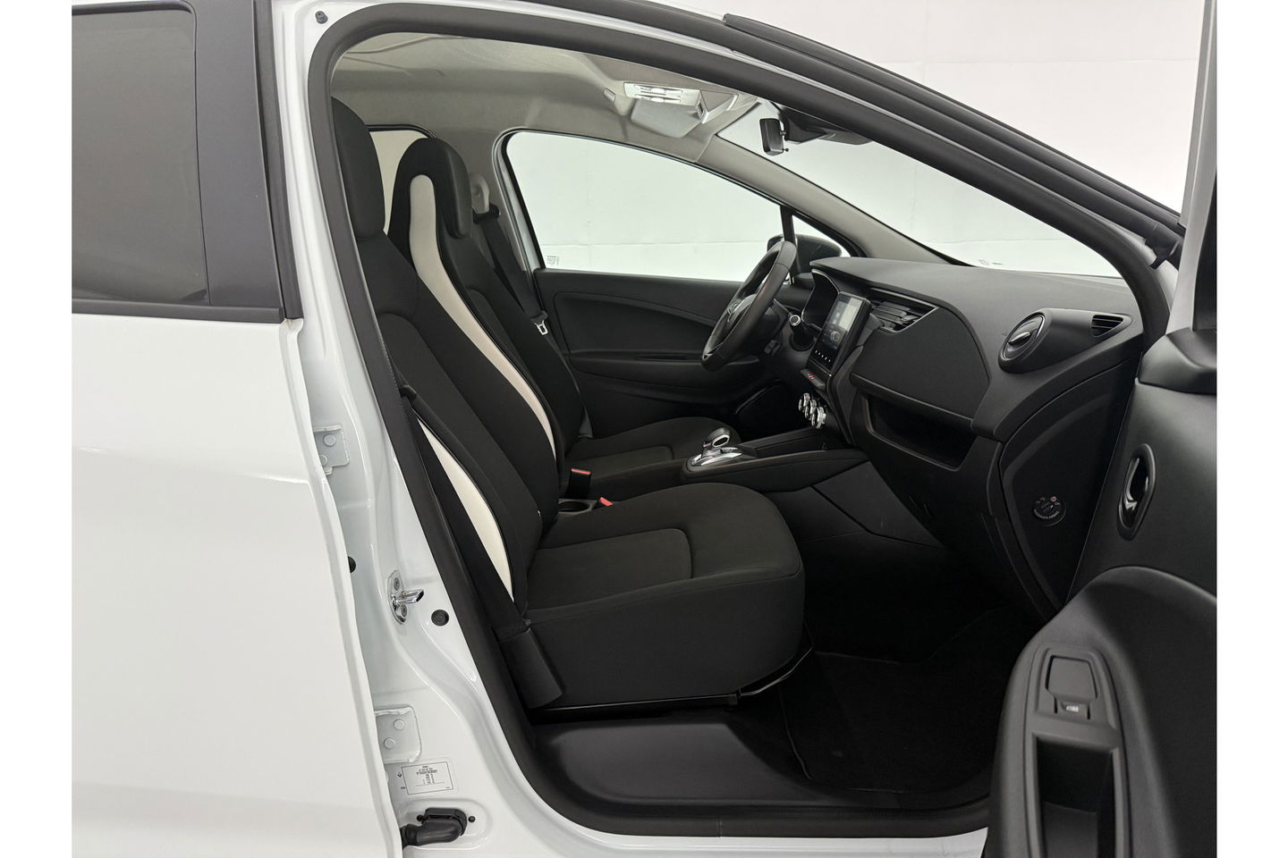Renault ZOE R110 Life 52 kWh | Huur Accu | 109PK Elektrisch Automaat Virtual Airco Carplay Cruise 16"LMV