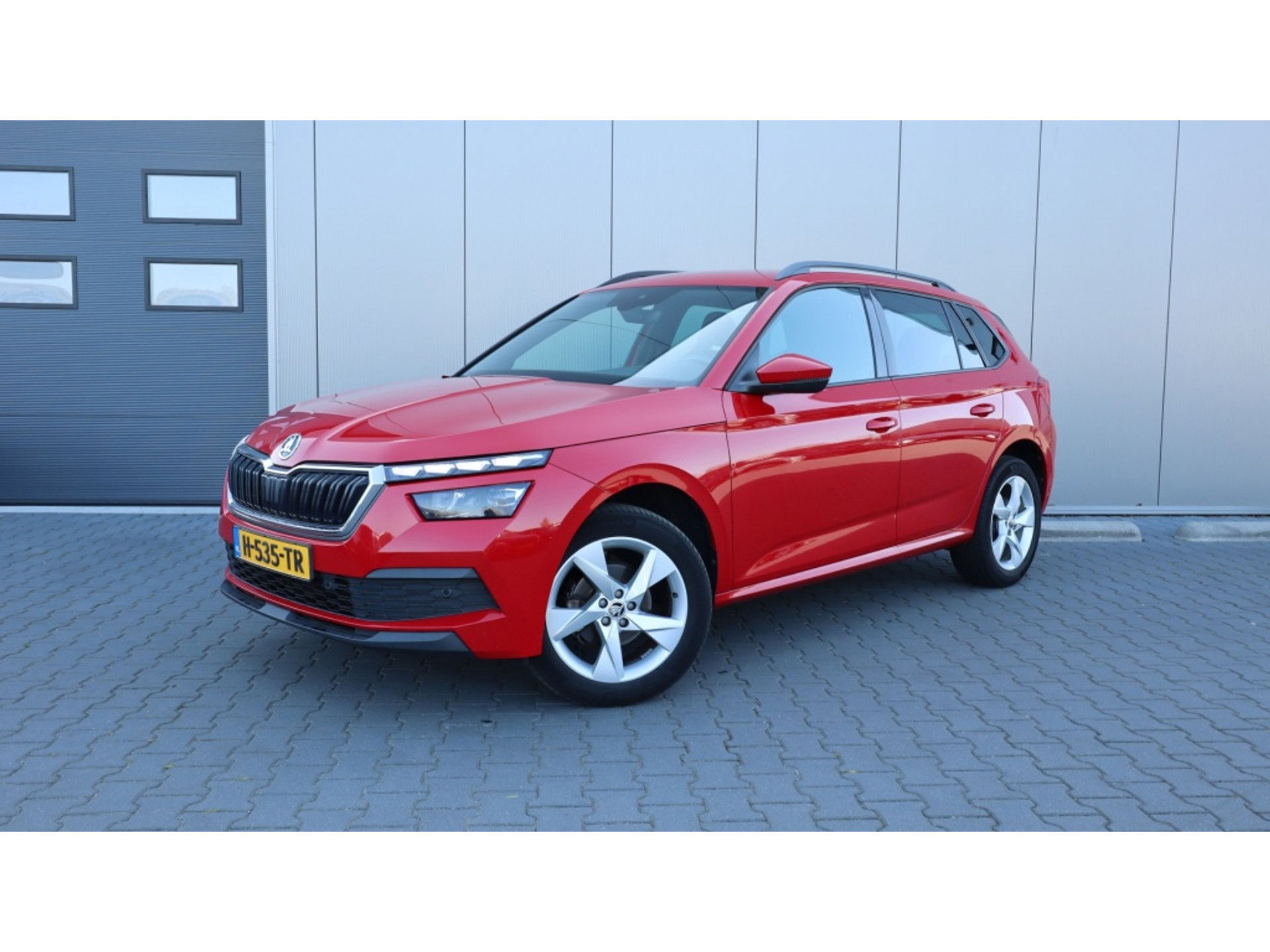 Škoda Kamiq 1.0 TSI Sport Bns | Schaalstoelen | Digi Cockpit | Led | Apple