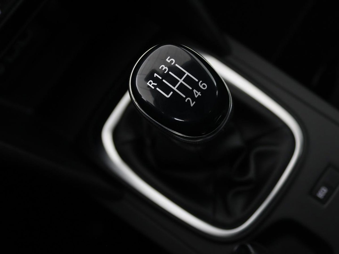 Renault Mégane Estate 1.3 TCe Zen | Apple Carplay | Cruise Control | Navi | DAB | LMV | Airco