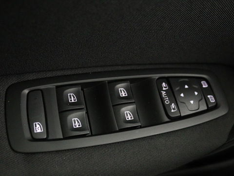 Renault Mégane Estate 1.3 TCe Zen | Apple Carplay | Cruise Control | Navi | DAB | LMV | Airco