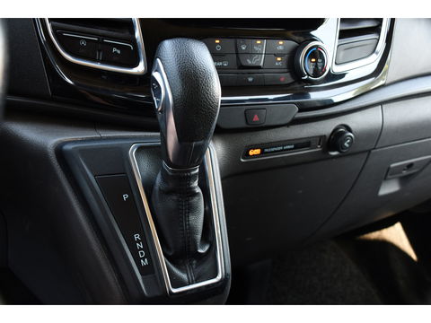 Ford Transit Custom 300 2.0 TDCI L2H1 Limited DC Camera, Cruise, Carplay, 170PK, Trekhaak, Stoelverwarming, Automaat, 2 x Schuifdeur, Uniek!