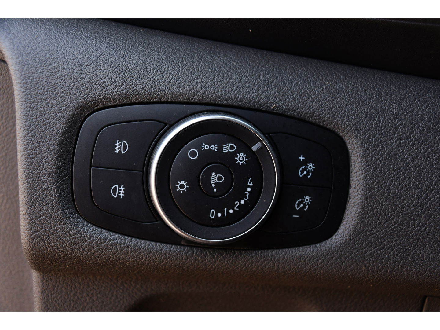 Ford Transit Custom 300 2.0 TDCI L2H1 Limited DC Camera, Cruise, Carplay, 170PK, Trekhaak, Stoelverwarming, Automaat, 2 x Schuifdeur, Uniek!
