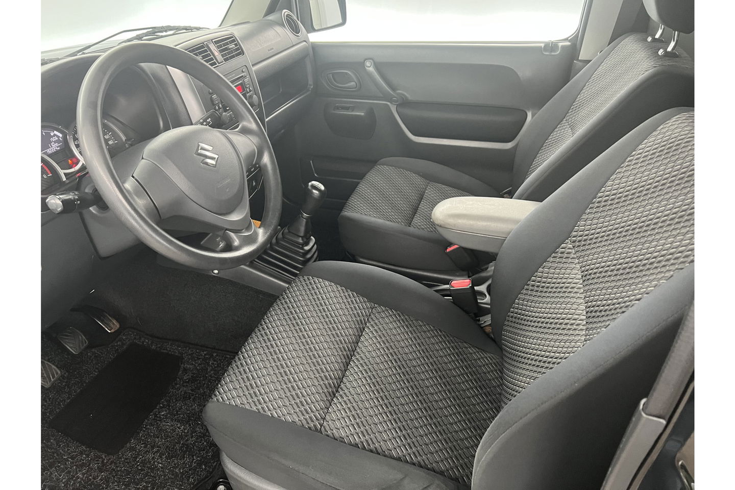 Suzuki Jimny 1.3 Exclusive 4x4 AWD Airco Trekhaak 15"LMV Stoelverwarming Elektrpakket